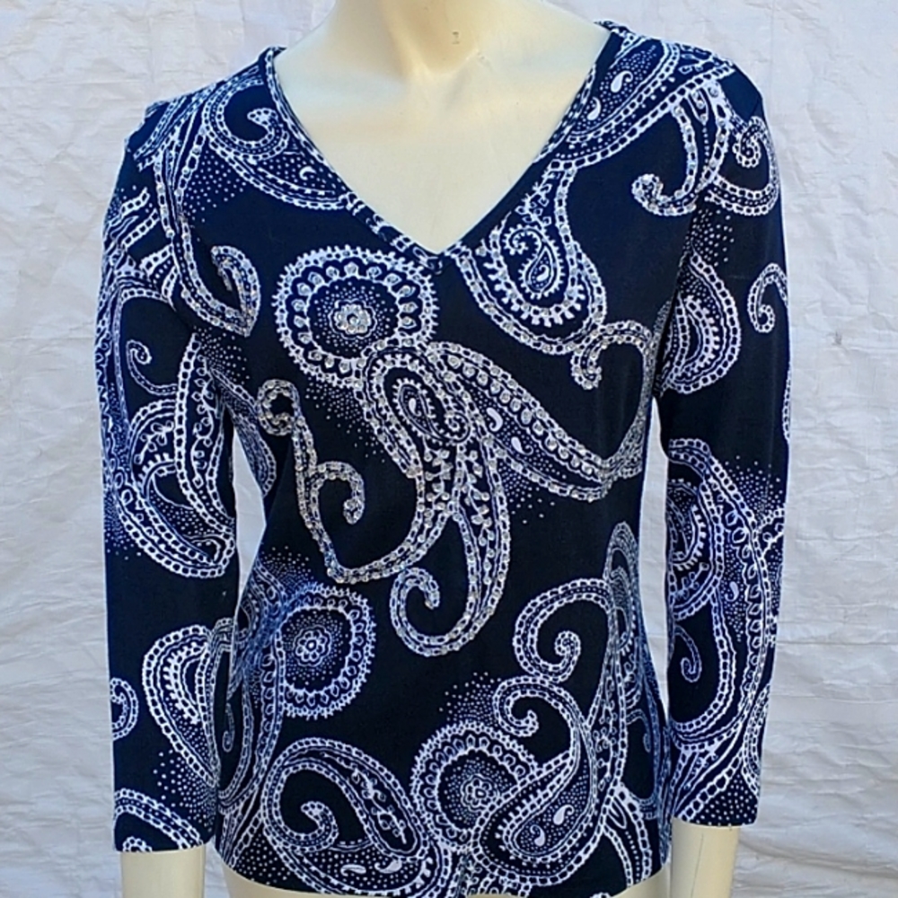 Shirt - Picture 2 of 5